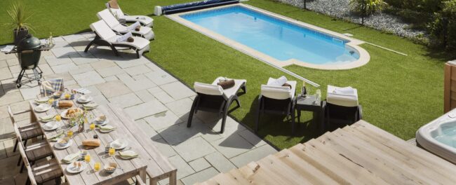 Holiday home with private pool on Cornwall Resort